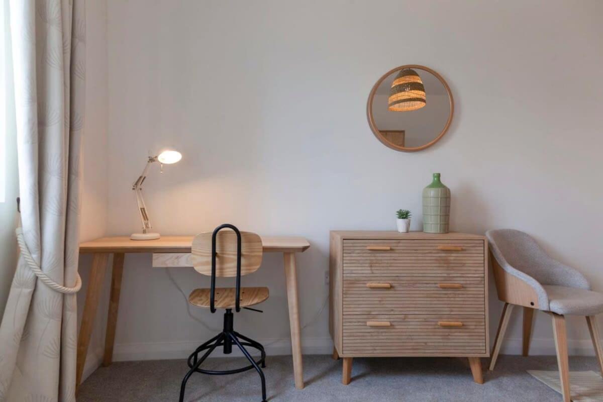 Contemporary 1 Bedroom Apartment In Ashford Ashford  Ngoại thất bức ảnh